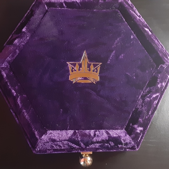 Jeffree Star Blood Lust - Picture 2 of 4